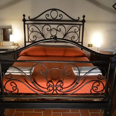 Farm stay Agri-bio Podere Santa Palmira *