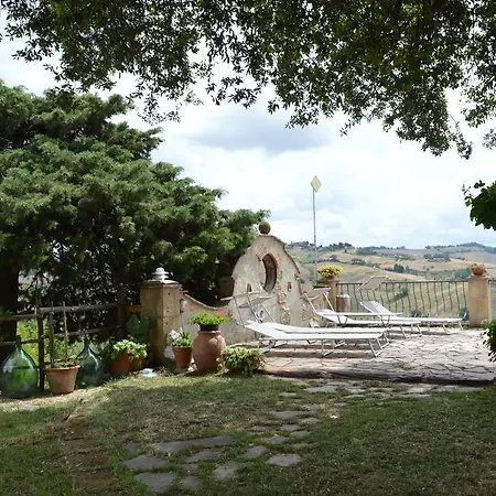 Agri-bio Podere Santa Palmira Farm stay