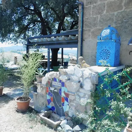 Agri-bio Podere Santa Palmira Farm stay *